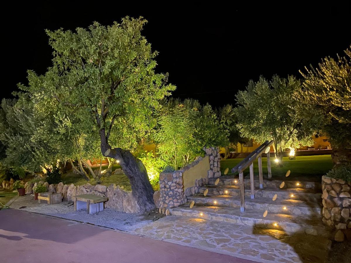 בית הארחה באזה 	Cortijo Bustamante מראה חיצוני תמונה