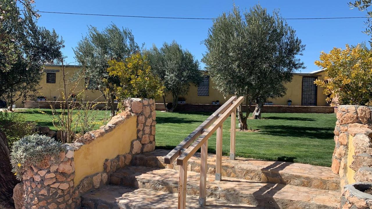 בית הארחה באזה 	Cortijo Bustamante מראה חיצוני תמונה