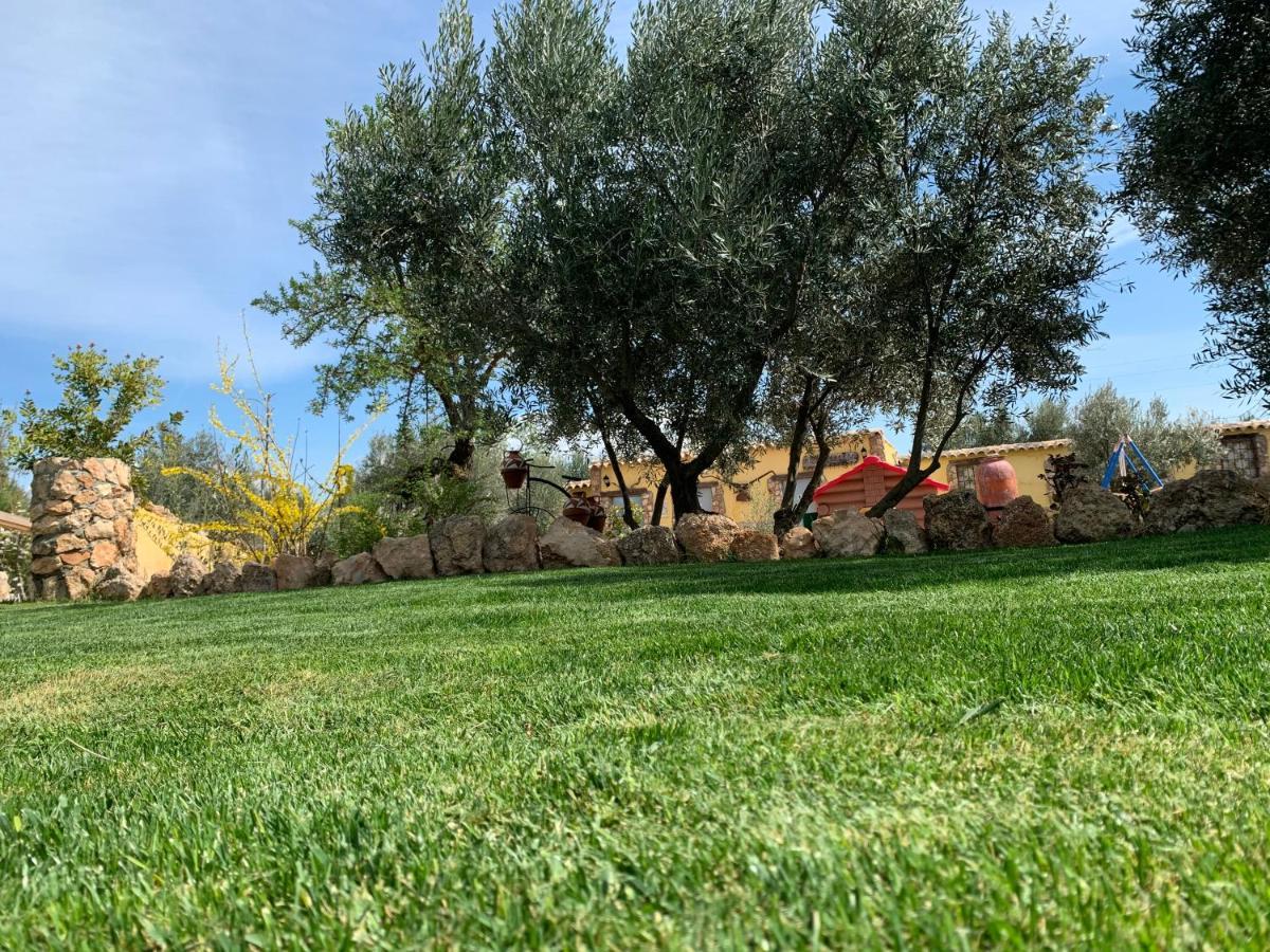 בית הארחה באזה 	Cortijo Bustamante מראה חיצוני תמונה
