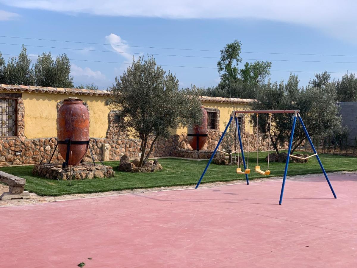 בית הארחה באזה 	Cortijo Bustamante מראה חיצוני תמונה