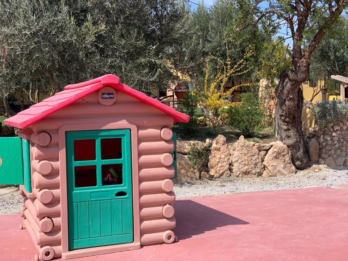 בית הארחה באזה 	Cortijo Bustamante מראה חיצוני תמונה
