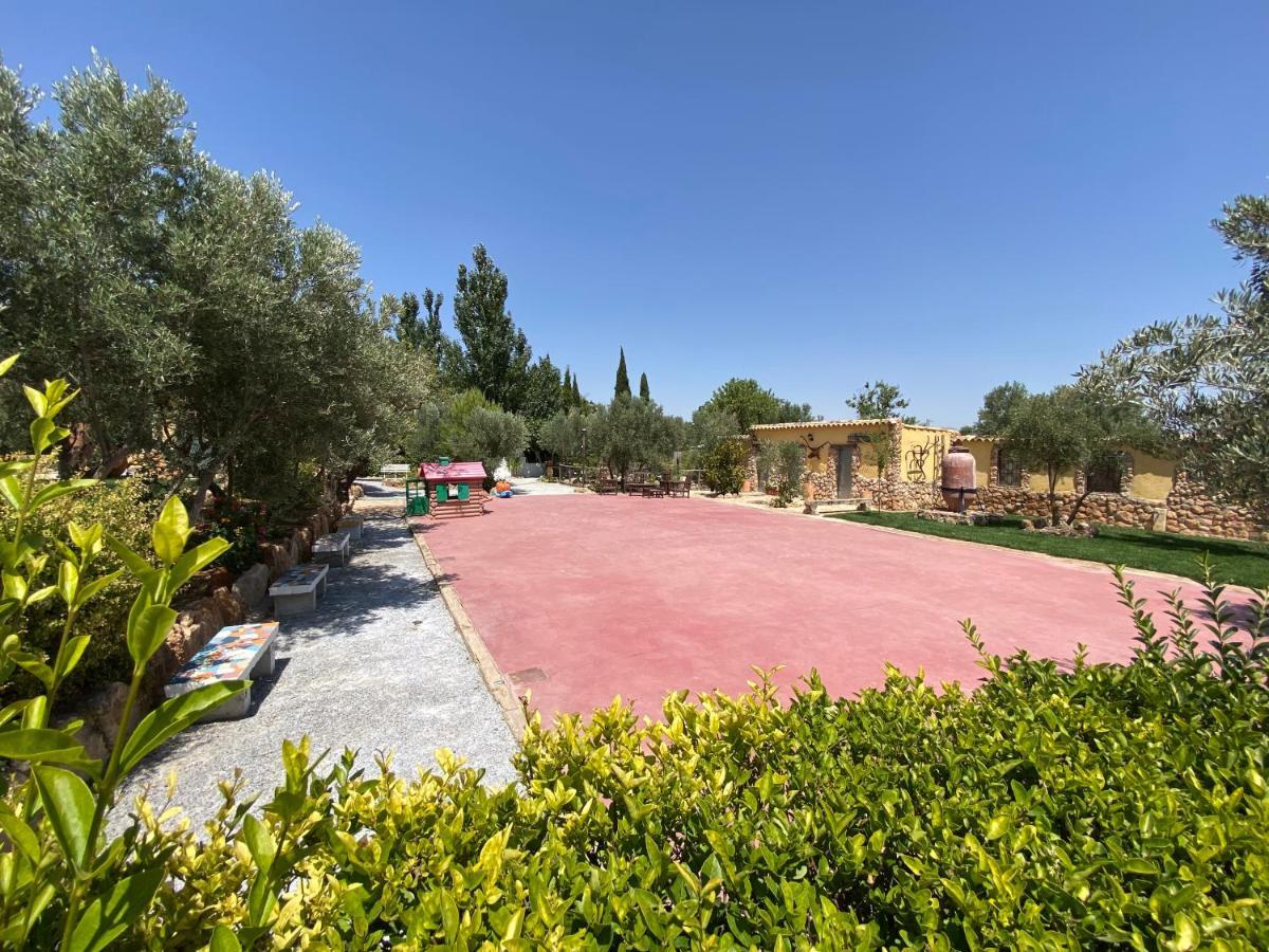 בית הארחה באזה 	Cortijo Bustamante מראה חיצוני תמונה