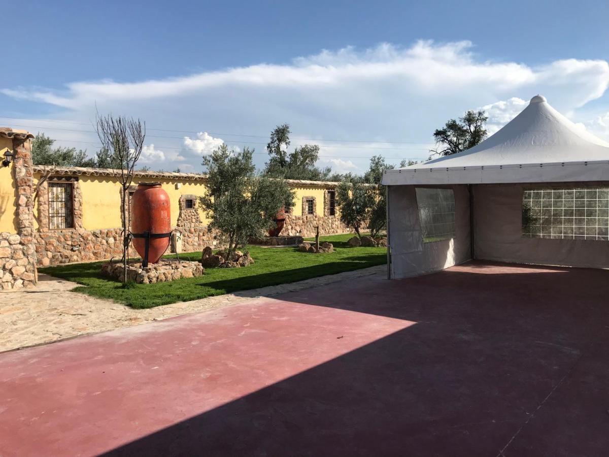 בית הארחה באזה 	Cortijo Bustamante מראה חיצוני תמונה
